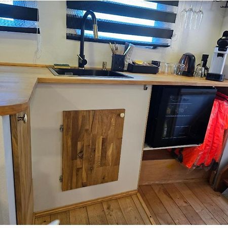 ホテル Calaidonia Boat House カレー エクステリア 写真